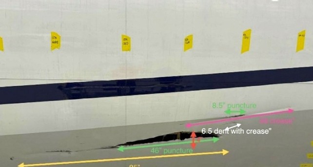 Der Rumpf der Boeing 767 nach der Landung: Markante Schäden.