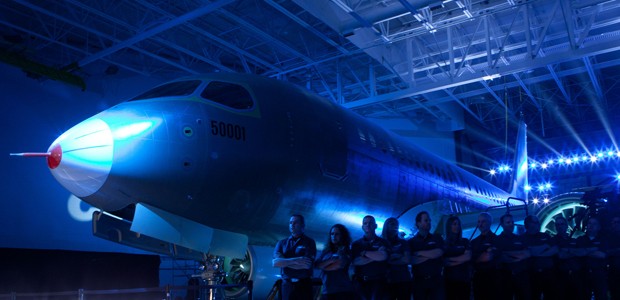 Vorstellung des ersten Prototypes der C-Series: Neu Kunden für das neue Flugzeug.
