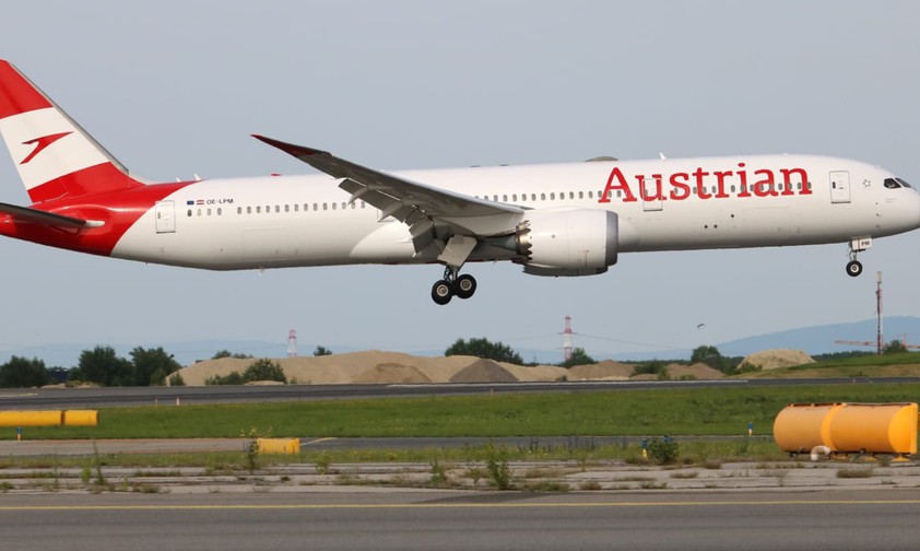 Die OE-LPM bei der Landung in Wien am 20. Juni 2024: Die ...