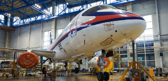 Superjet: Die Russische Wirtschaft steht zum Jet.