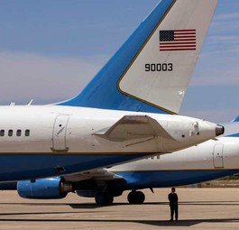 Maschinen der Air Force: Das Catering auf den Präsidentenmaschinen steht in der Kritik.