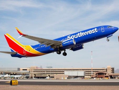 Boeing 737 von Southwest: Ein Flugzeug musste durchstarten, eins startete gerade. 