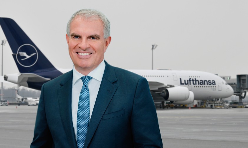 Lufthansa-Chef Carsten Spohr und ein A380: Keine Reue - im Gegenteil.