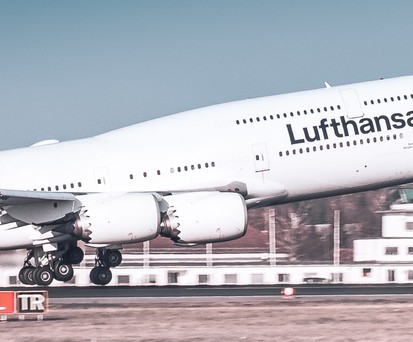 Neue Lackierung von Lufthansa: Bis auf das Leitwerk sind die Flieger im neuen Design nur noch weiß.