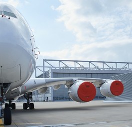 Geparkter Airbus A380 von Lufthansa: Der Superjumbo ist derzeit unprofitabel.
