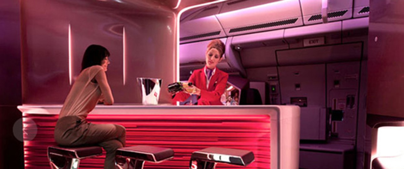 Platz 10: Die Bar. Virgin Atlantic führte diese zumindest schon in der Premium-Klasse Upper Class ein.