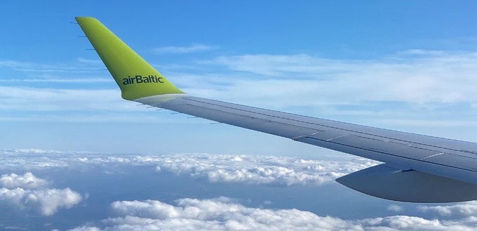 <strong>5. Rang: Air Baltic</strong>, Lettland. 2441 Flüge im Juni.