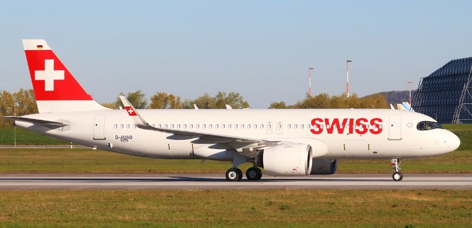 The second A320 Neo from Swiss: On this picture the aircraft still bears a test registration number in Hamburg-Finkenwerder. In July the airline took over the jet and since then it has been flying as HB-JDB with the name Riederalp.