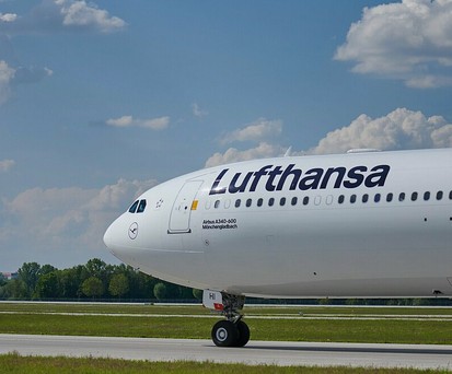 Airbus A340-Lufthansa: Weitere Ehrenrunde.