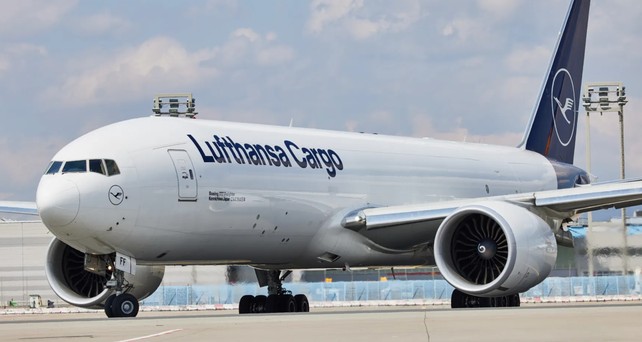 Lufthansa Cargo: Umsatzbringerin. 
