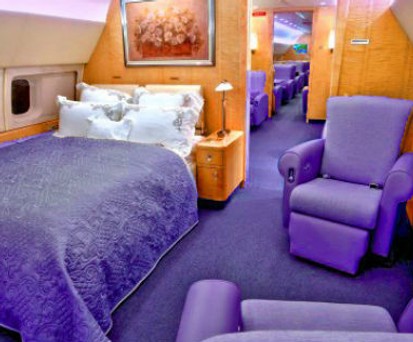 JetPurple Airwayz: Das Interieur der neuen Fluggesellschaft aus Arizona macht ihrem Namen alle Ehre.