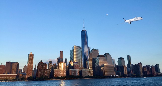 Airbus A350 in Farben von United über New York: Wird wohl keine Realität.