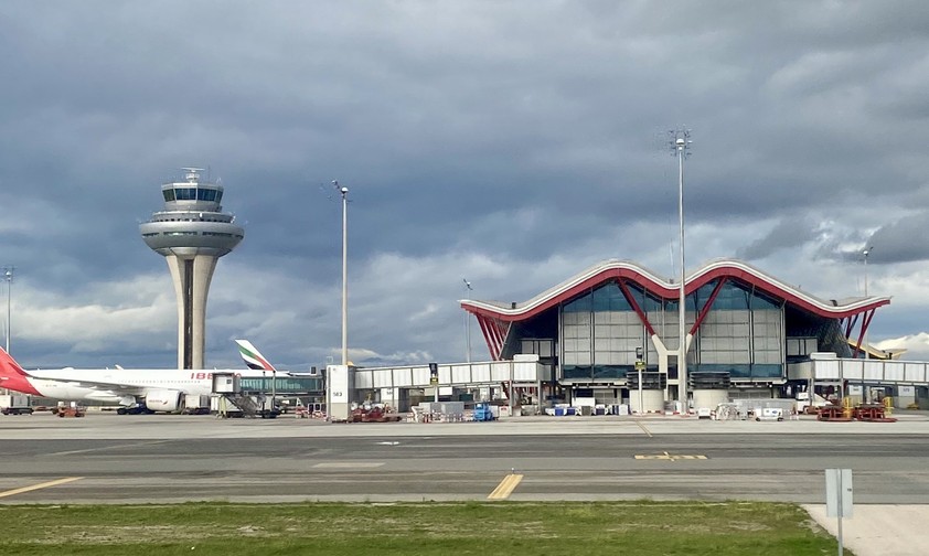 flughafen madrid