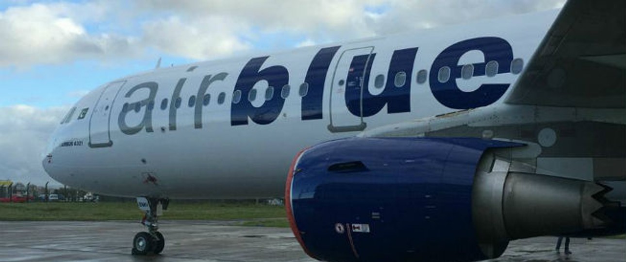 Airbus von Airblue: Private pakistanische Anbieter profitieren von den Streiks bei der Nationalairline.