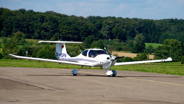 Auch Österreich ist vertreten. Hersteller Diamond zeigt sein Leichtflugzeug DA40.