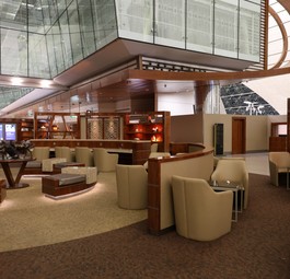 Terminal 3: Flydubai nutzt die Lounge von Emirates mit.