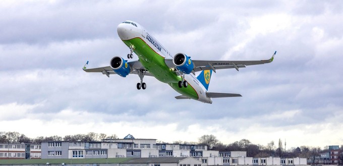 Uzbekistan Airways, Usbekistan.