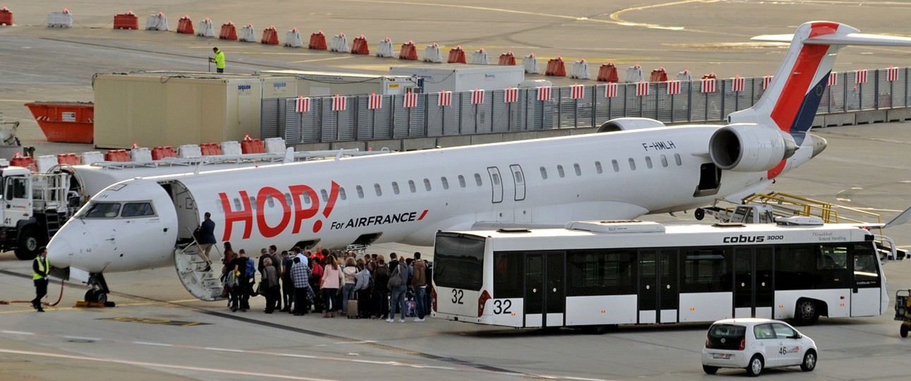 Eine Bombardier CRJ1000 von Hop: Geht das Jet-Programm an einen Mitsubishi?