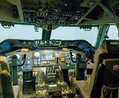 Einmal die Air Force One steuern