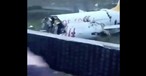 Boeing 737 von Pegasus zerbricht nach Landung in Istanbul