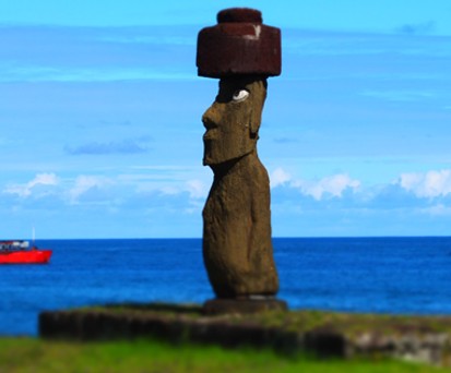 Osterinsel: Berühmt für ihre Moai-Statuen.