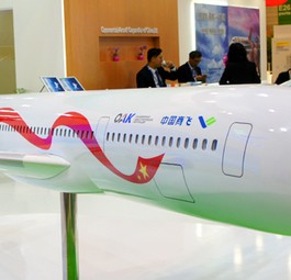 Ein Modell zeigt den geplanten Langstreckenflieger.