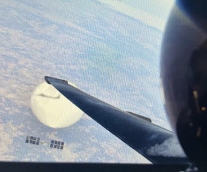 Das Selfie des U-2-Piloten: Ballon in Sicht.