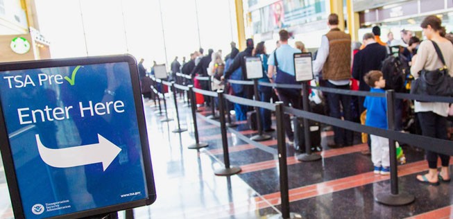 TSA Precheck: Durchhuschen wo andere anstehen.