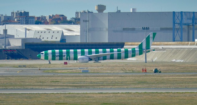 airbus a330 900 neo condor 2143 toulouse