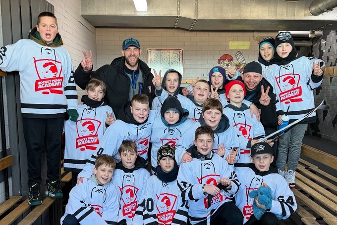 Die Hockey Punks Academy: Junge Menschen mit großen Träumen.