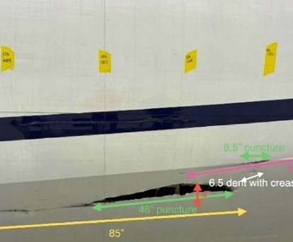 Der Rumpf der Boeing 767 nach der Landung: Markante Schäden.