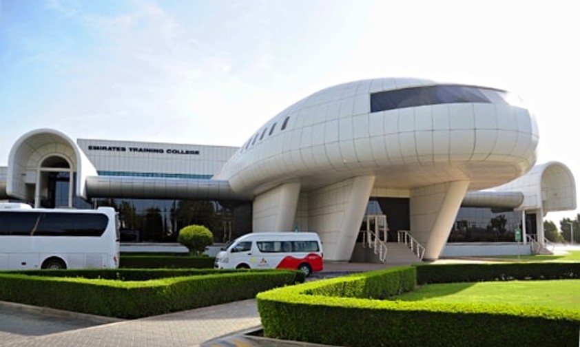 Hier beginnen die Emirates-Karrieren: Emirates Training College in Dubai.