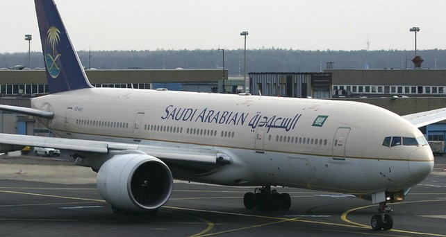 boeing 777 200 saudia fra hz akj