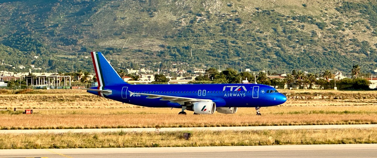 Airbus A320 von ITA Airways in Palermo: Bald Teil der Lufthansa-Gruppe?