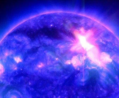 Bilder der Eruption: Die magnetische Strahlung kann Geräte beeinflussen.