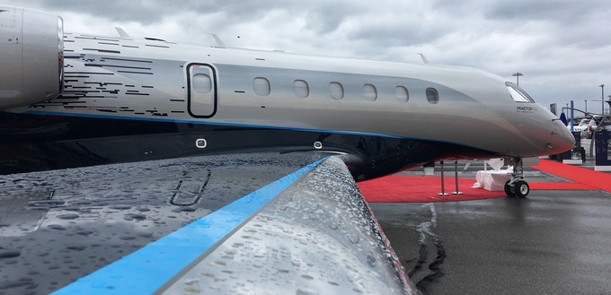 Ganz neu dagegen ist die Embraer Praetor 600. Der Hersteller hat auf der Ebace die Zertifizierung durch FAA und Easa verkündet. Auf dem Jet selber...