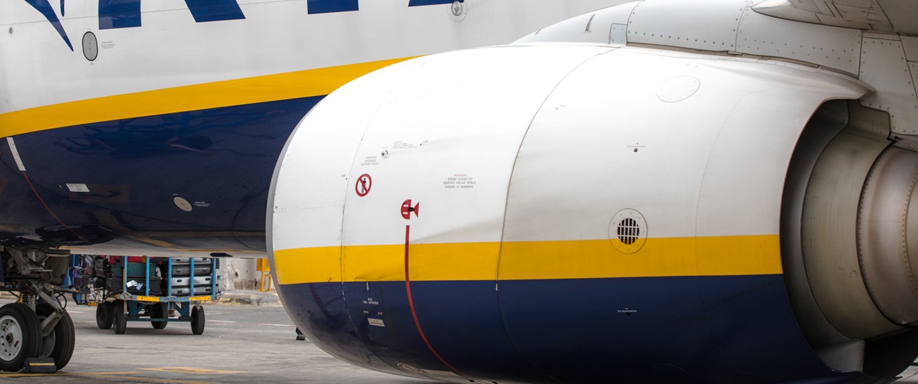 Boeing 737-800 von Ryanair: Die Triebwerkverkleidungen müssen verbessert werden.