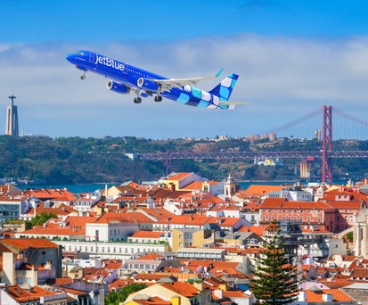 Ein Airbus A321 von Jetblue über Lissabon: Die Airline hat Slots in Portugal beantragt.