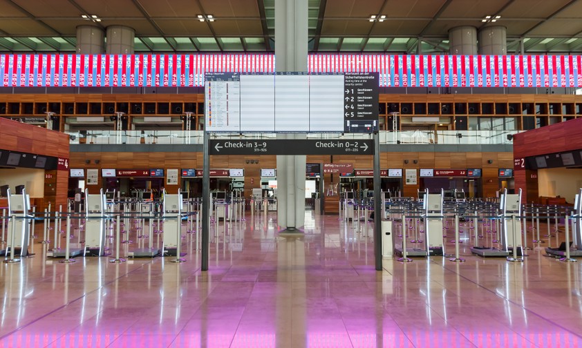 Haupthalle des BER-T1: Keine Eiskristalle, aber auch nicht wirklich gemütlich derzeit.