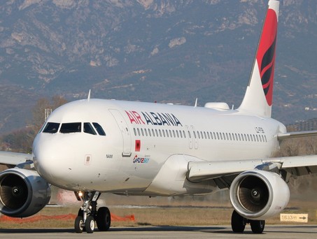 Airbus A320 von Air Albania: Hebt nicht mehr ab.