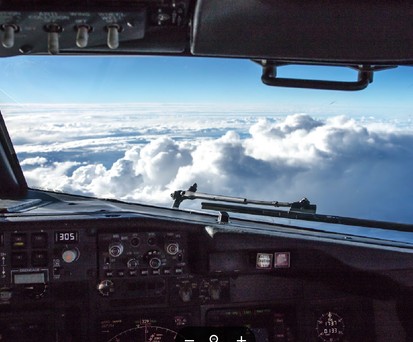 Pilotinnen und Piloten fürchten um Sicherheit an Europas Himmel