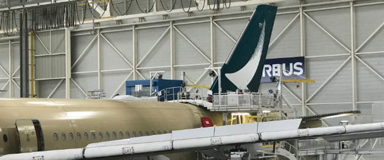 Endmontage eines Cathay-A350 in Toulouse: Die klassische Variante genügt der Airline.