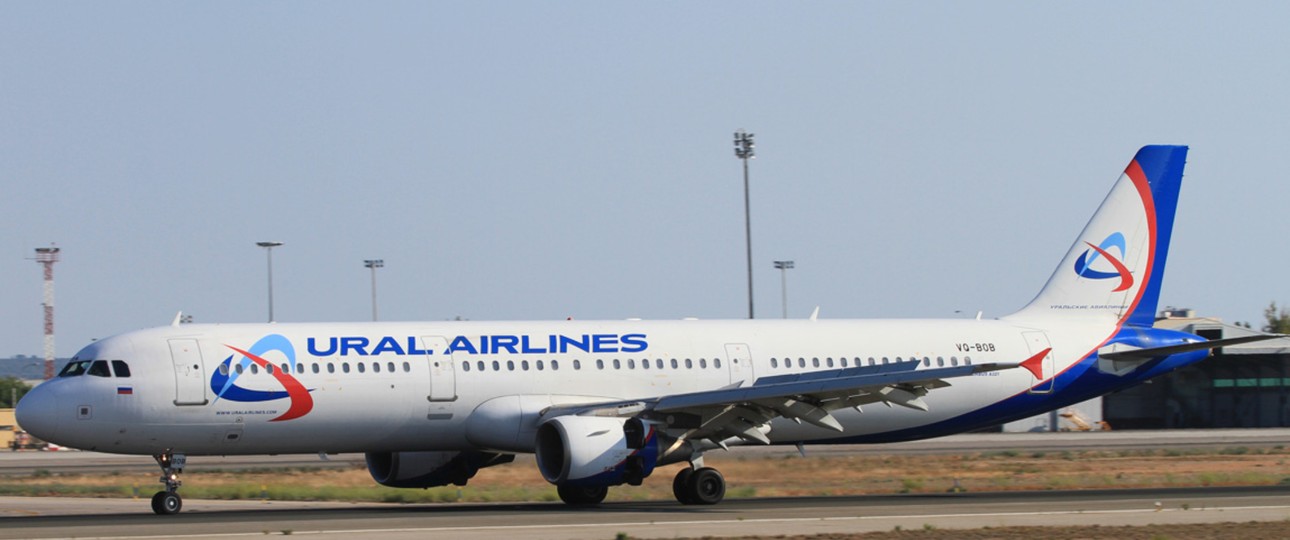 Airbus A321 von Ural Airlines, hier noch als VQ-BOB: Fliegt heute als RA-73793.