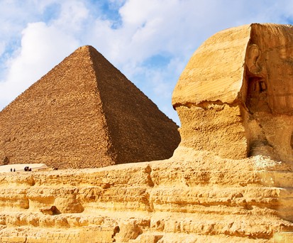 Die Sphinx und die Pyramiden von Gizeh: Der Flughafen ist noch unterbeschäftigt.