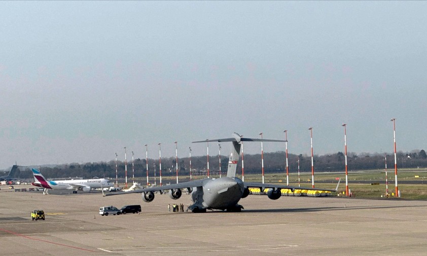 Boeing C-17 Globemaster in Düsseldorf: Seltener Gast.