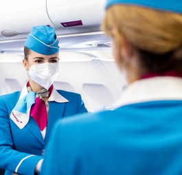 Flugbegleiterinnen von Eurowings: Schweizer Flieger kommen im Wet-Lease hinzu.