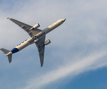 airbus a350 1000 dubai airshow 2025