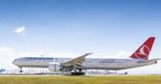 TC-LJE (hier in Denver): Die Boeing 777-300 ER stellte für Turkish Airlines einen Rekord auf. 