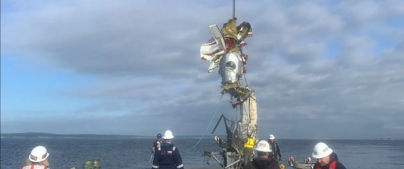 Bergungsarbeiten der DHC-3: Das Bauteil löste sich im Flug.