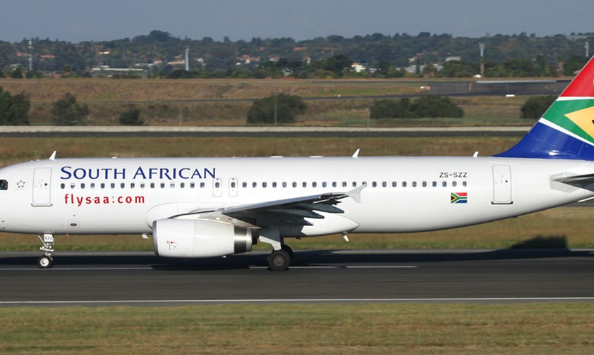 Airbus A320 von South African Airways, aufgenommen 2012: Ende dieses Jahres wurde Dudu Myeni Chefin des SAA-Aufsichtsrates.